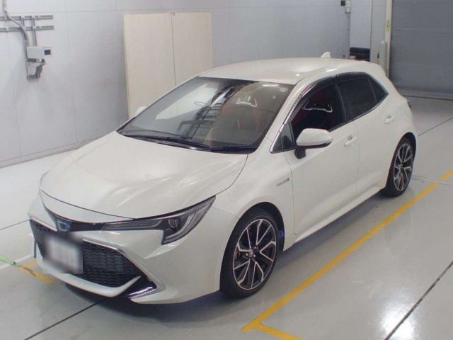 20253 Toyota Corolla sport ZWE211H 2019 г. (CAA Chubu)